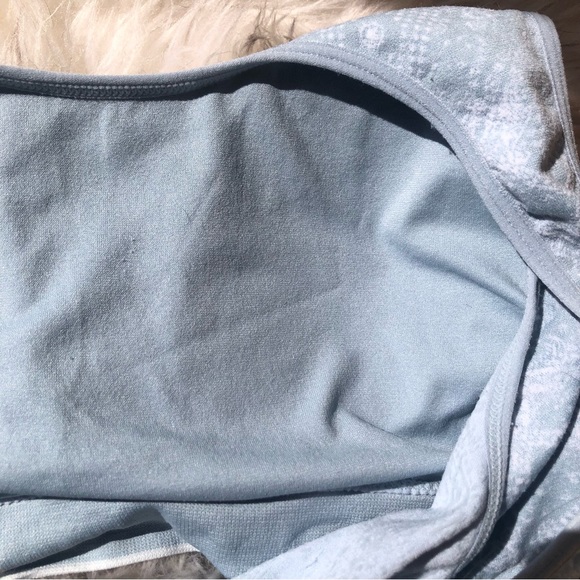 SPORTS BRA - Picture 9 of 11